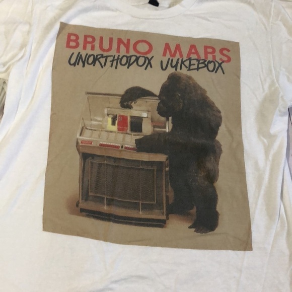 Bruno Mars Concert Tee Size M - Picture 2 of 7